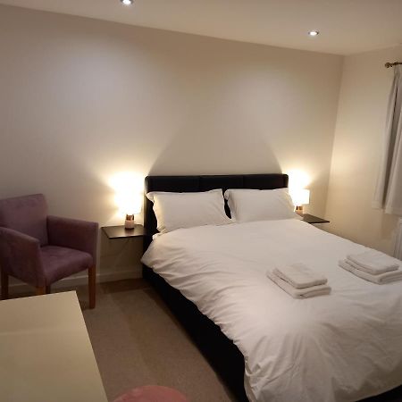 Grange Croft Vila Ben Rhydding Exterior foto